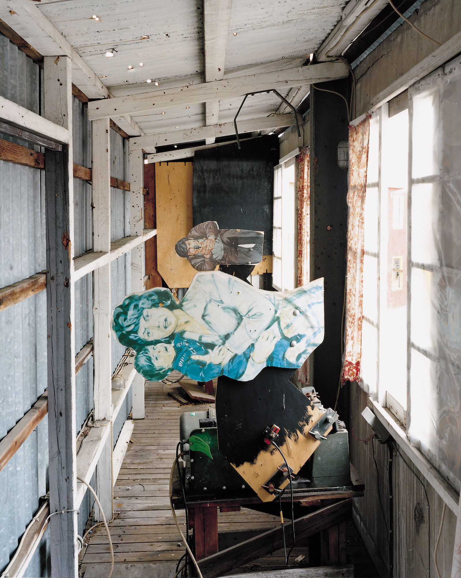 Nahkampfbahn, Mutter mit Kind und Angreifer auf Klappscheiben