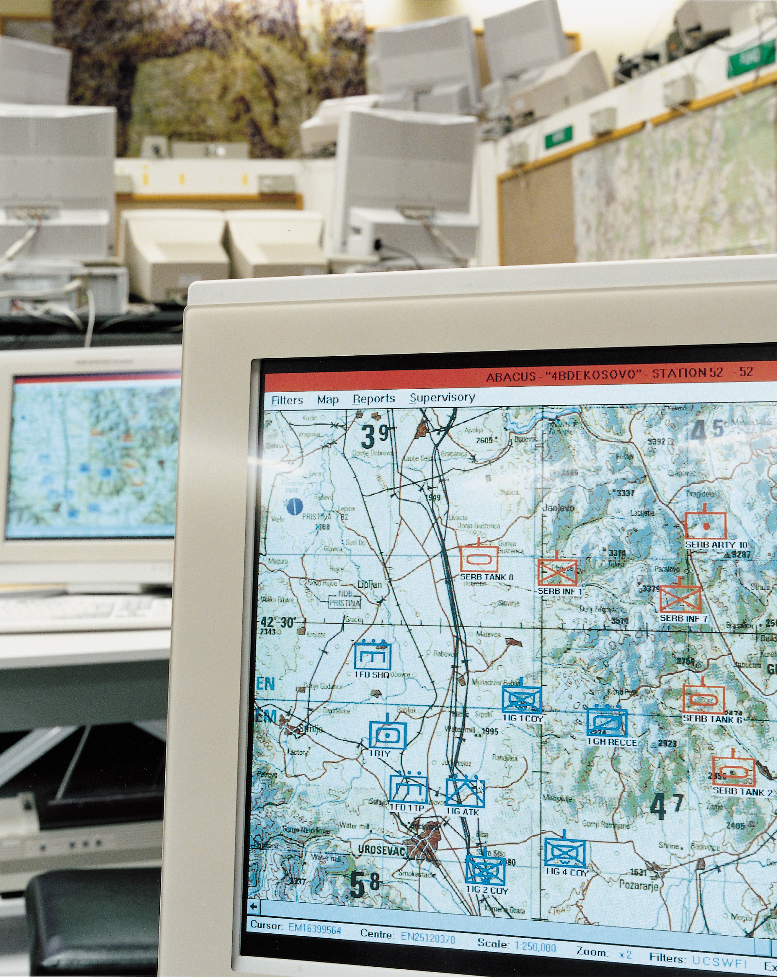 Computerzentrum zur Simulation von Kriegshandlungen als Vorbereitung für den Einsatz im Kosovo
